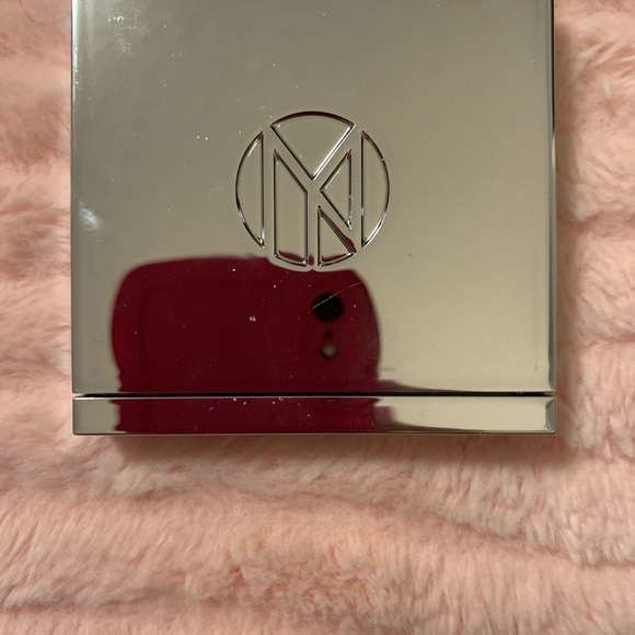 IL MAKIAGE-Eye Shadow Palette-Color Boss Squad Eyeshadow Palette - Picture 2 of 2